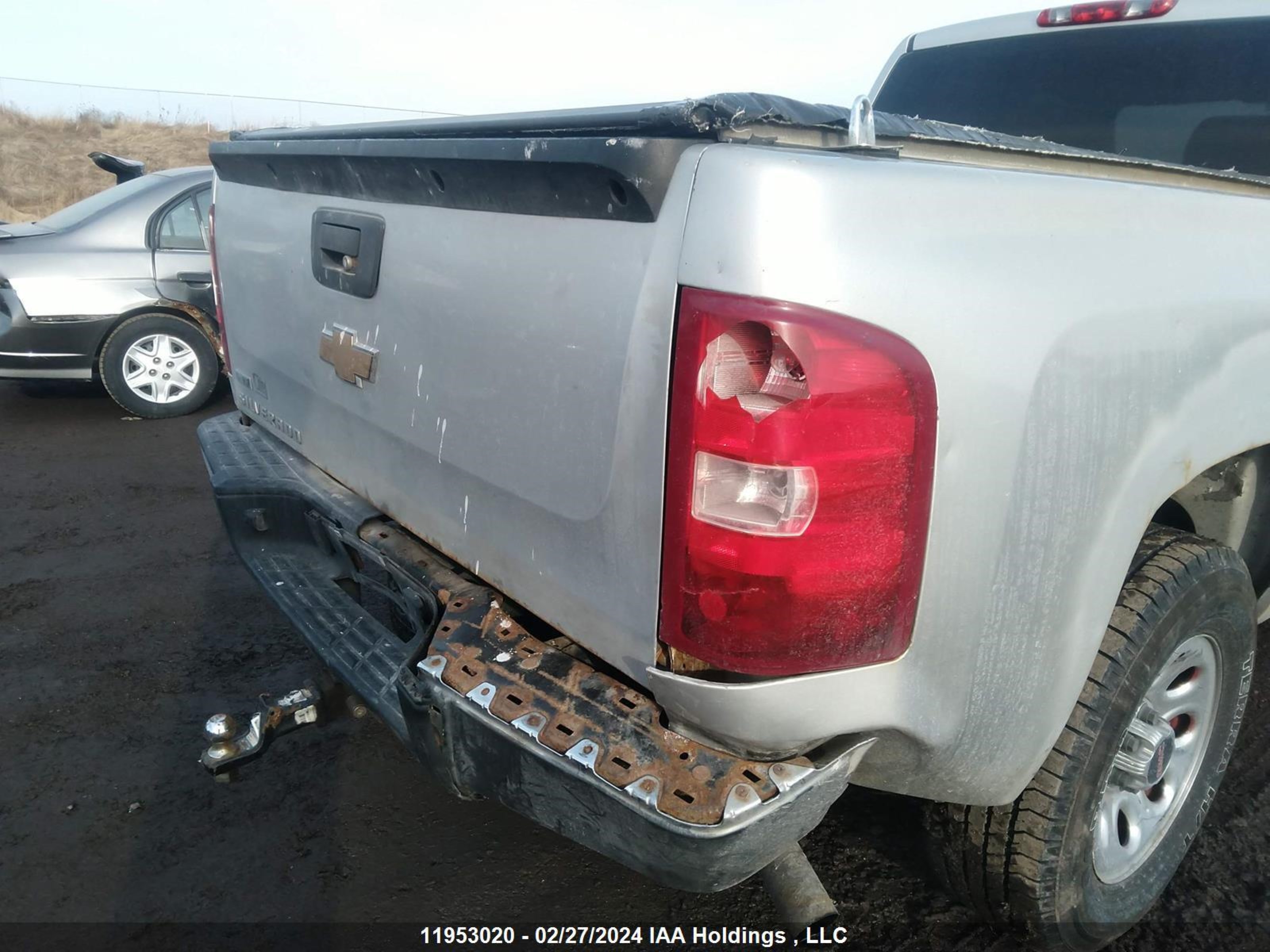 Photo 5 VIN: 1GCSCPE00AZ215425 - CHEVROLET SILVERADO 