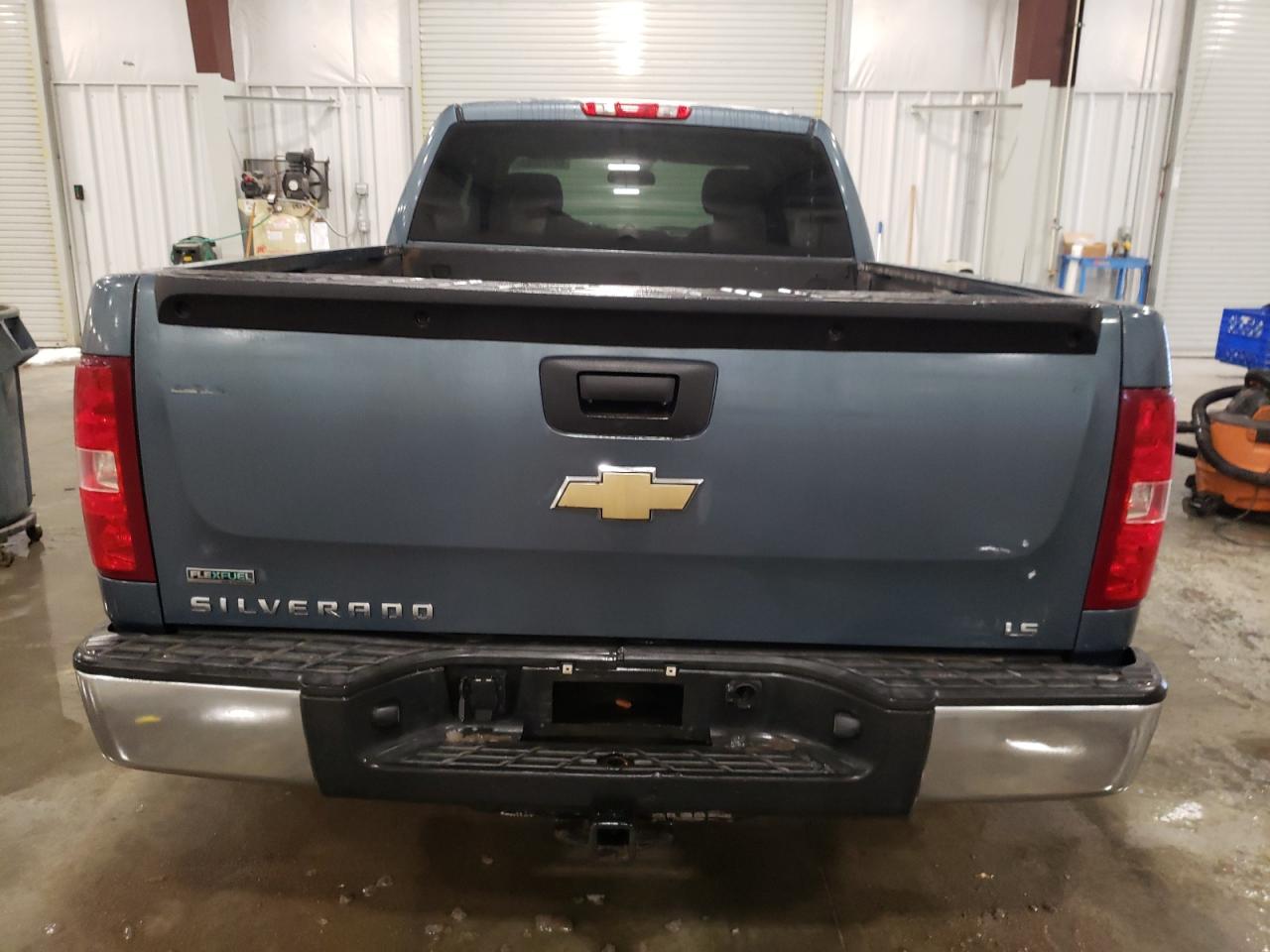 Photo 5 VIN: 1GCSCREA2AZ284220 - CHEVROLET SILVERADO 