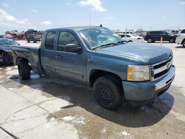 Photo 3 VIN: 1GCSCREA5AZ102297 - CHEVROLET SILVERADO 