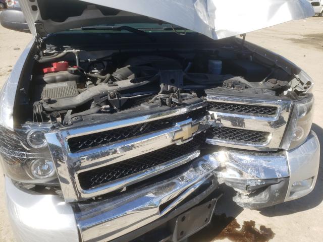 Photo 6 VIN: 1GCSCSE00AZ139661 - CHEVROLET SILVERADO 