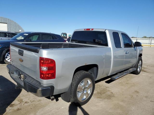 Photo 3 VIN: 1GCSCSE01AZ203397 - CHEVROLET SILVERADO 