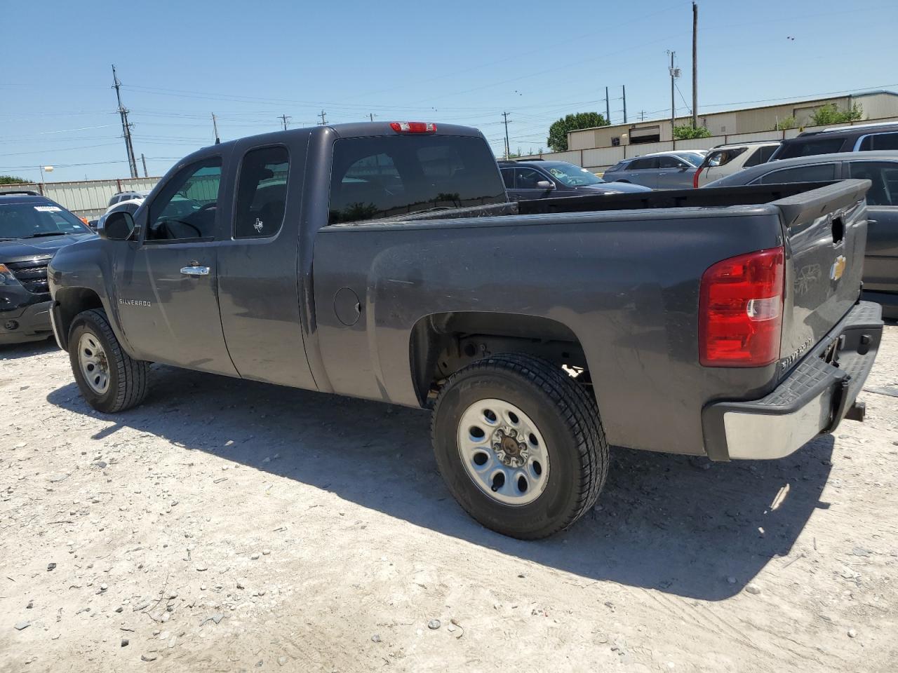 Photo 1 VIN: 1GCSCSE03AZ107786 - CHEVROLET SILVERADO 