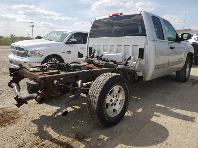 Photo 3 VIN: 1GCSCSE06AZ123139 - CHEVROLET SILVERADO 