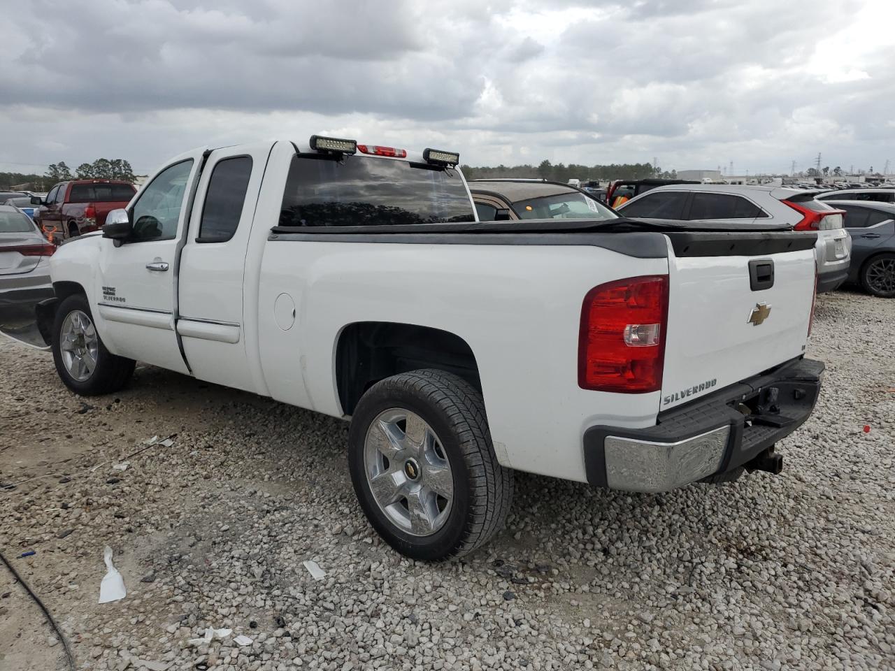 Photo 1 VIN: 1GCSCSE08AZ104592 - CHEVROLET SILVERADO 