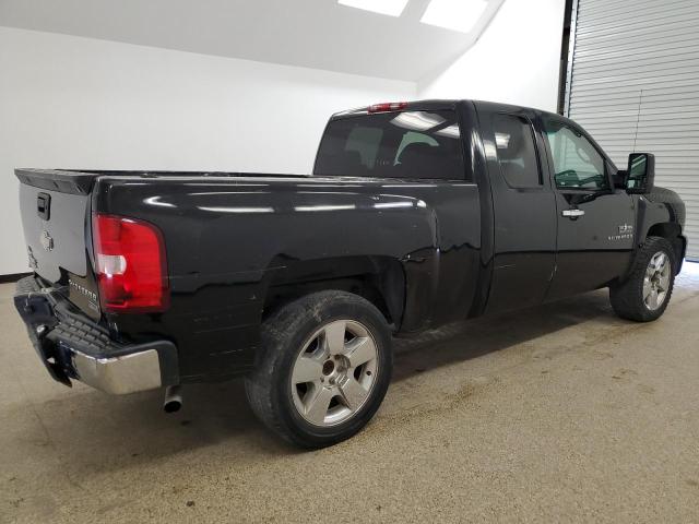 Photo 2 VIN: 1GCSCSE09AZ246384 - CHEVROLET SILVERADO 