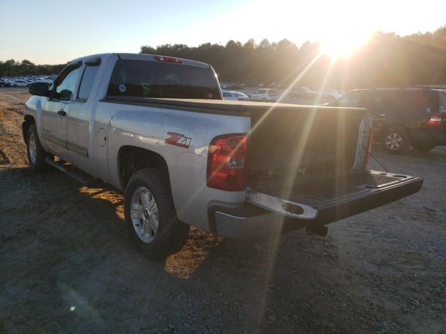 Photo 2 VIN: 1GCSCSE0XAZ115626 - CHEVROLET SILVERADO 