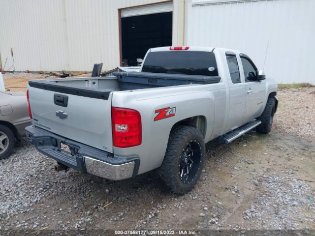 Photo 3 VIN: 1GCSCSE0XAZ131017 - CHEVROLET SILVERADO 1500 