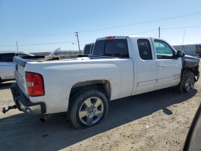 Photo 2 VIN: 1GCSCTE0XAZ135302 - CHEVROLET SILVERADO 