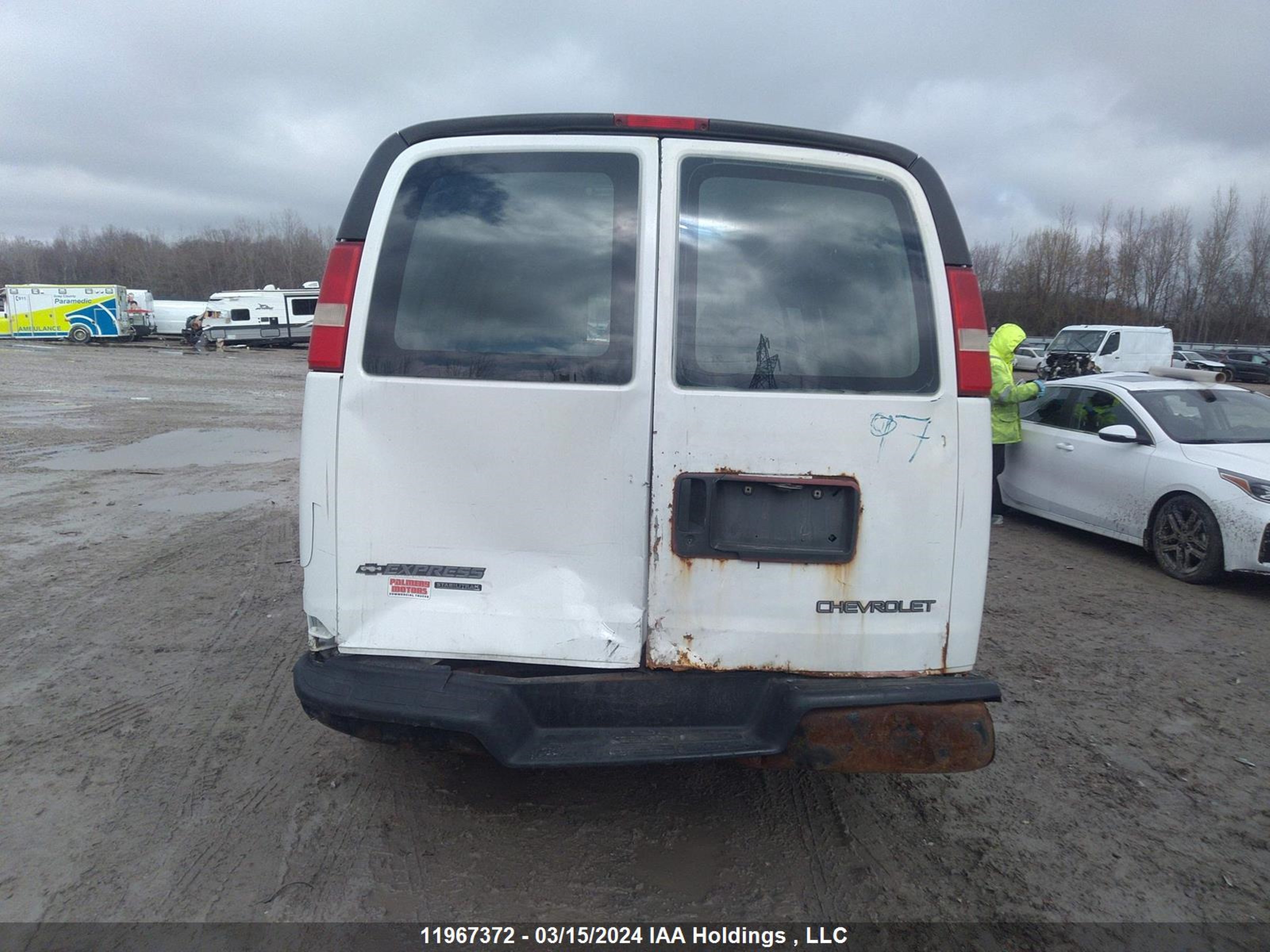 Photo 5 VIN: 1GCSGAF43D1115440 - CHEVROLET EXPRESS 