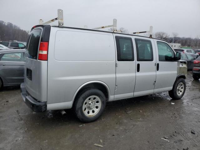 Photo 2 VIN: 1GCSGAF44E1149744 - CHEVROLET EXPRESS 