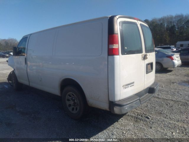 Photo 2 VIN: 1GCSGAF45C1141598 - CHEVROLET EXPRESS CARGO VAN 