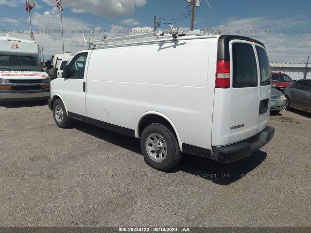 Photo 2 VIN: 1GCSGAF47D1114016 - CHEVROLET EXPRESS CARGO VAN 