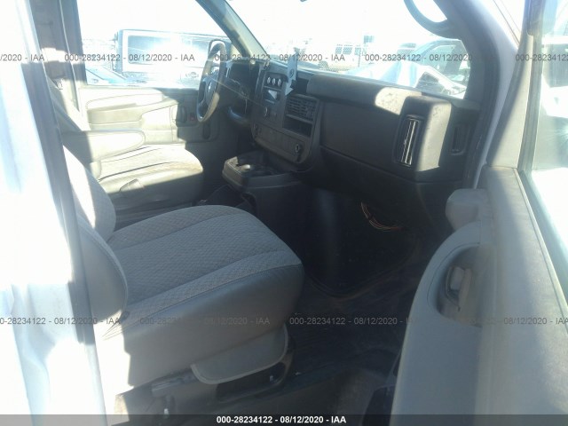 Photo 4 VIN: 1GCSGAF47D1114016 - CHEVROLET EXPRESS CARGO VAN 