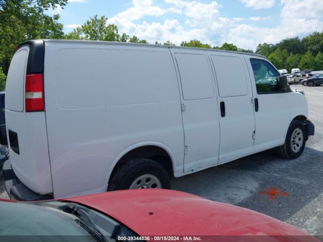 Photo 3 VIN: 1GCSGAF49D1112509 - CHEVROLET EXPRESS 1500 