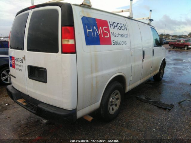 Photo 3 VIN: 1GCSGAFX0C1114531 - CHEVROLET EXPRESS CARGO VAN 