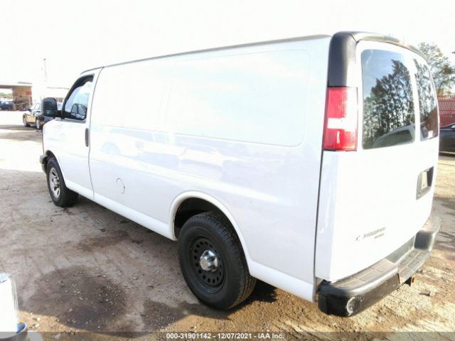 Photo 2 VIN: 1GCSGAFX1D1114328 - CHEVROLET EXPRESS CARGO VAN 