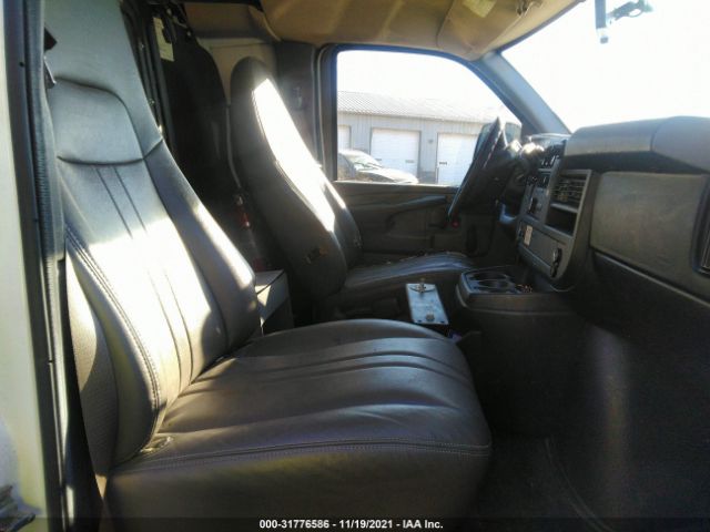 Photo 4 VIN: 1GCSGAFX1D1154232 - CHEVROLET EXPRESS CARGO VAN 