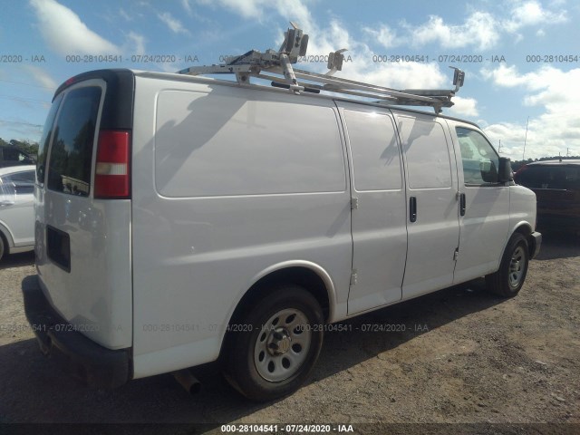 Photo 3 VIN: 1GCSGAFX1D1175615 - CHEVROLET EXPRESS CARGO VAN 