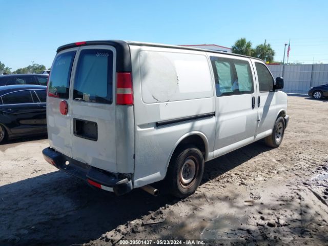 Photo 3 VIN: 1GCSGAFX1E1156578 - CHEVROLET EXPRESS 1500 