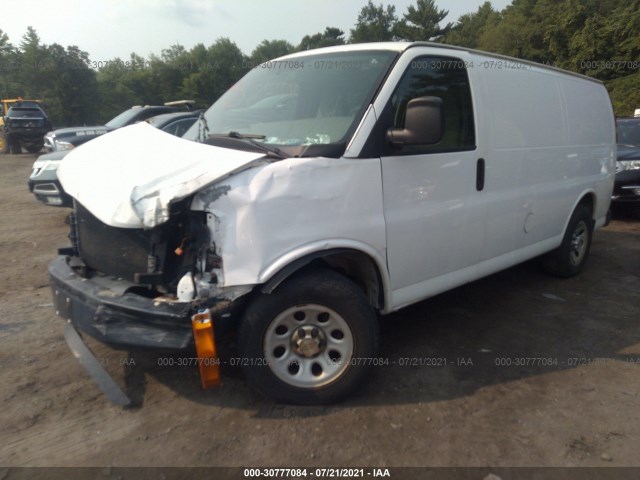 Photo 1 VIN: 1GCSGAFX3C1117181 - CHEVROLET EXPRESS CARGO VAN 