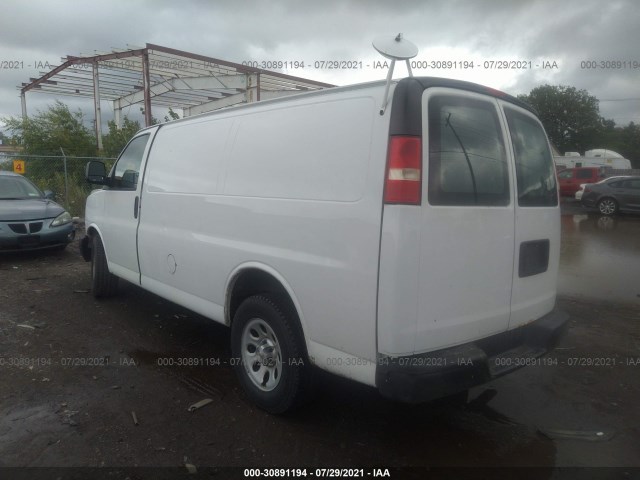 Photo 2 VIN: 1GCSGAFX3C1157003 - CHEVROLET EXPRESS CARGO VAN 