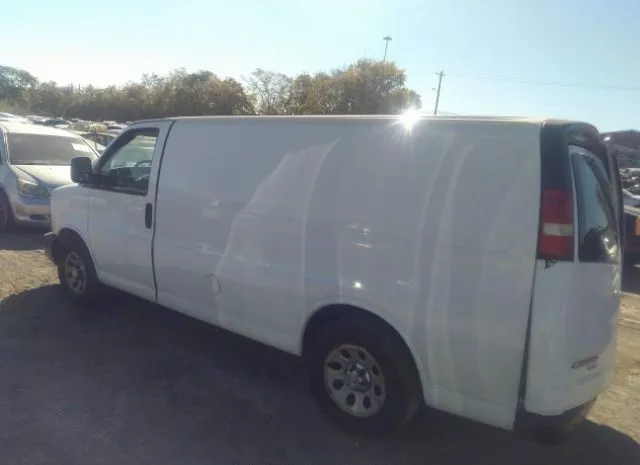 Photo 2 VIN: 1GCSGAFX3C1172553 - CHEVROLET EXPRESS CARGO VAN 