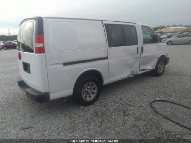 Photo 3 VIN: 1GCSGAFX3E1154542 - CHEVROLET EXPRESS CARGO VAN 