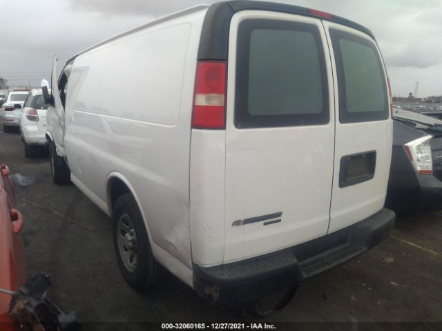 Photo 2 VIN: 1GCSGAFX4C1107825 - CHEVROLET EXPRESS CARGO VAN 