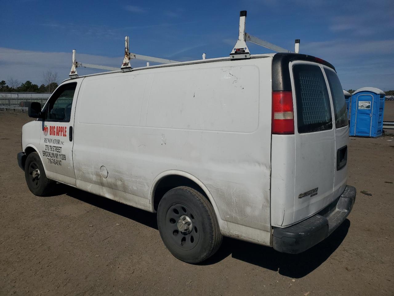 Photo 1 VIN: 1GCSGAFX4C1136354 - CHEVROLET EXPRESS 