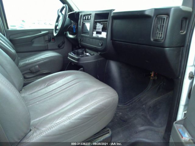 Photo 4 VIN: 1GCSGAFX4C1140632 - CHEVROLET EXPRESS CARGO VAN 