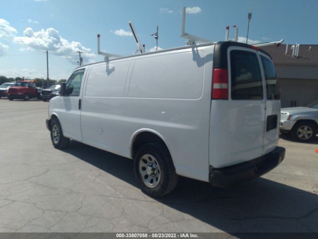 Photo 2 VIN: 1GCSGAFX4D1163426 - CHEVROLET EXPRESS CARGO VAN 