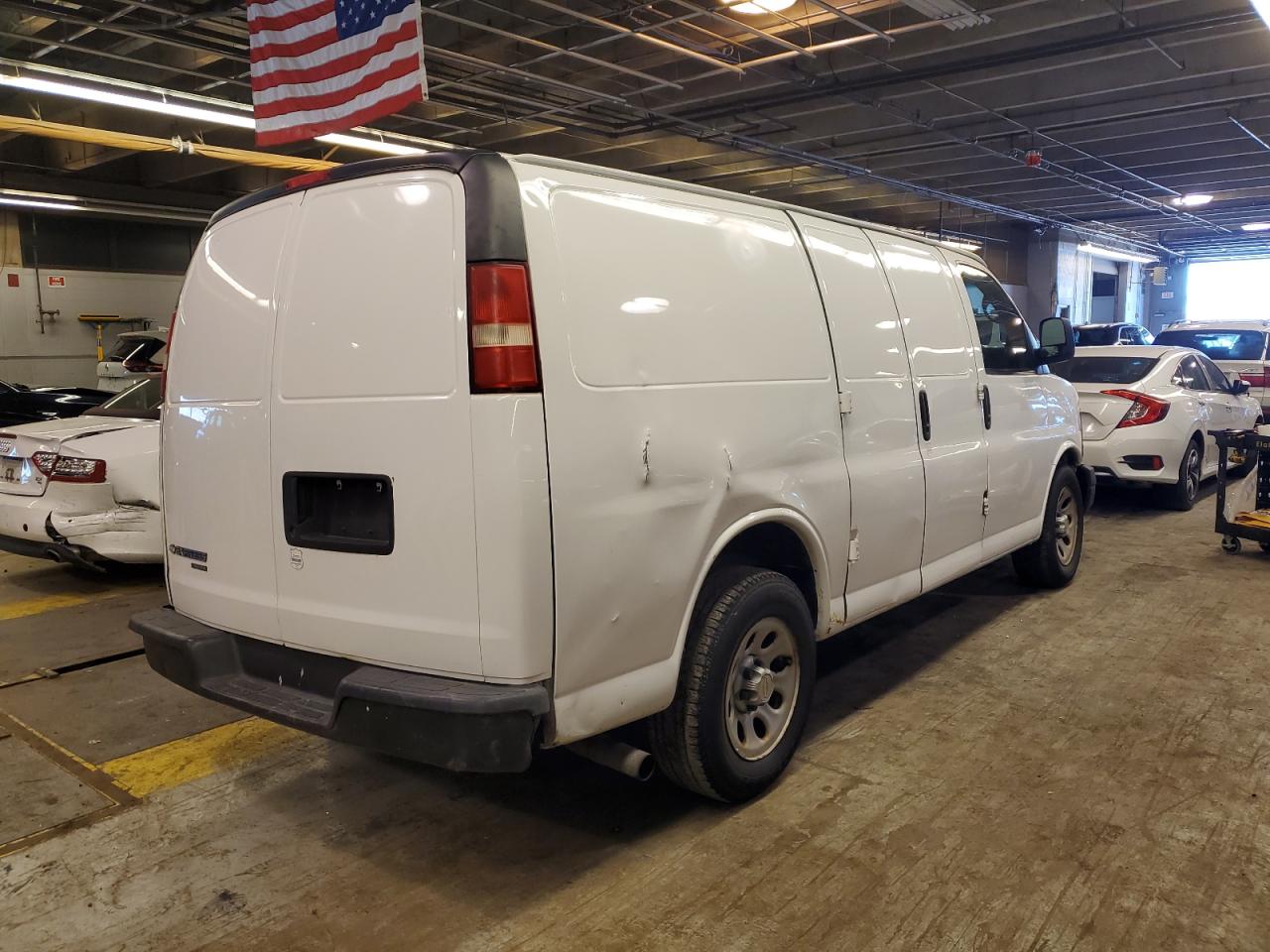 Photo 2 VIN: 1GCSGAFX5B1105919 - CHEVROLET EXPRESS 