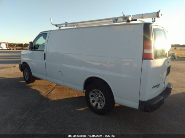 Photo 2 VIN: 1GCSGAFX5B1134966 - CHEVROLET EXPRESS CARGO VAN 