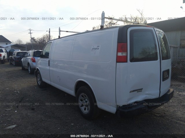 Photo 2 VIN: 1GCSGAFX5C1177186 - CHEVROLET EXPRESS CARGO VAN 