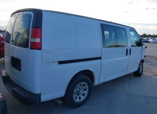 Photo 3 VIN: 1GCSGAFX6E1163753 - CHEVROLET EXPRESS CARGO VAN 