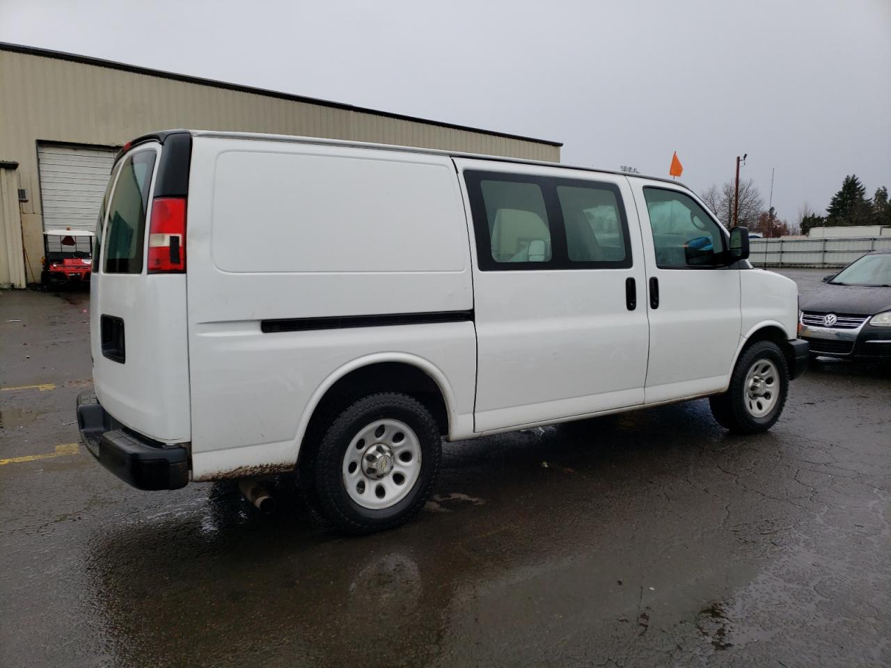 Photo 2 VIN: 1GCSGAFX7D1150251 - CHEVROLET EXPRESS 