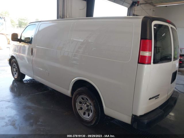 Photo 2 VIN: 1GCSGAFX7E1173904 - CHEVROLET EXPRESS 1500 