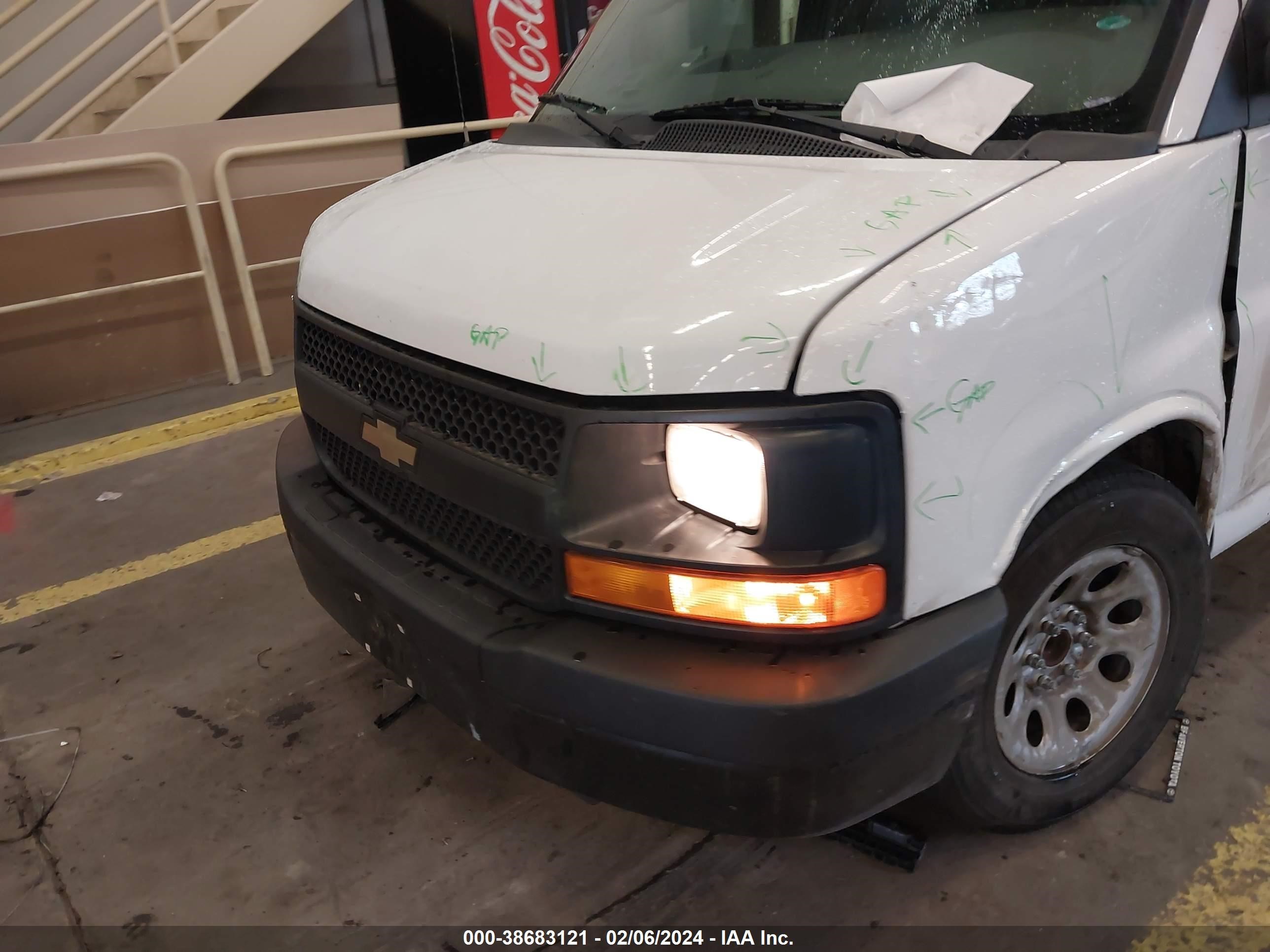 Photo 17 VIN: 1GCSGAFX7E1187463 - CHEVROLET EXPRESS 