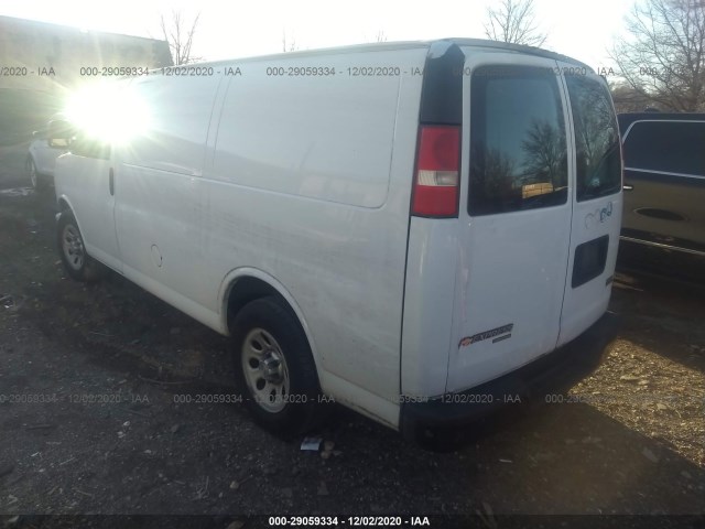 Photo 2 VIN: 1GCSGAFX8B1188729 - CHEVROLET EXPRESS CARGO VAN 