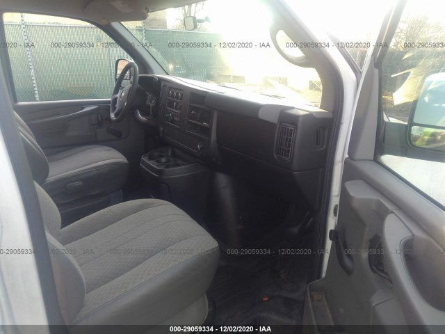 Photo 4 VIN: 1GCSGAFX8B1188729 - CHEVROLET EXPRESS CARGO VAN 