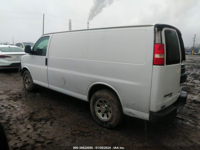 Photo 2 VIN: 1GCSGAFX8E1113811 - CHEVROLET EXPRESS 1500 