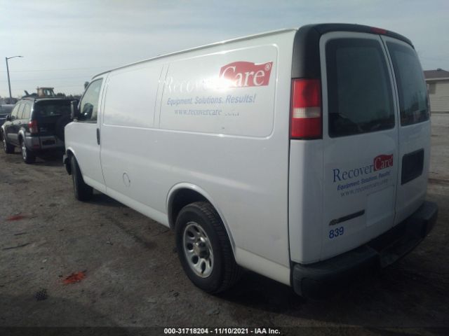 Photo 2 VIN: 1GCSGAFXXB1116625 - CHEVROLET EXPRESS CARGO VAN 