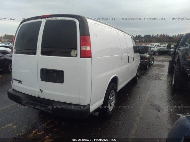 Photo 3 VIN: 1GCSGAFXXC1113838 - CHEVROLET EXPRESS CARGO VAN 