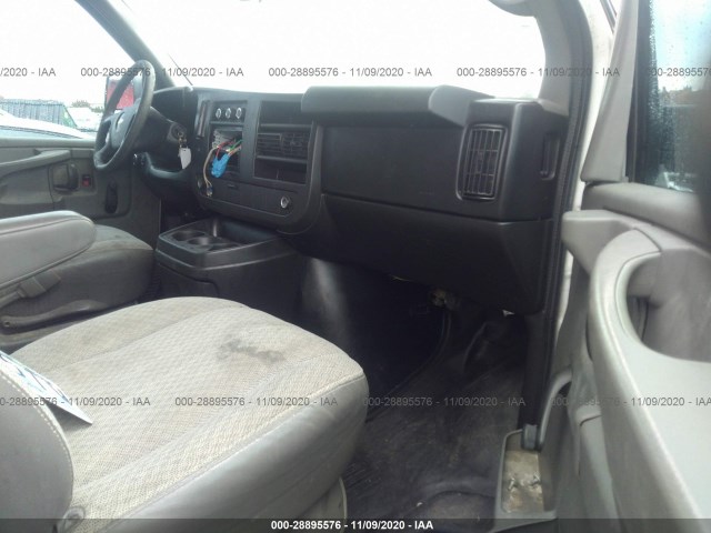 Photo 4 VIN: 1GCSGAFXXC1113838 - CHEVROLET EXPRESS CARGO VAN 