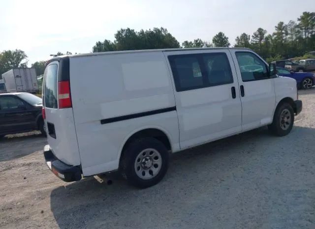 Photo 3 VIN: 1GCSGAFXXD1155749 - CHEVROLET EXPRESS CARGO VAN 