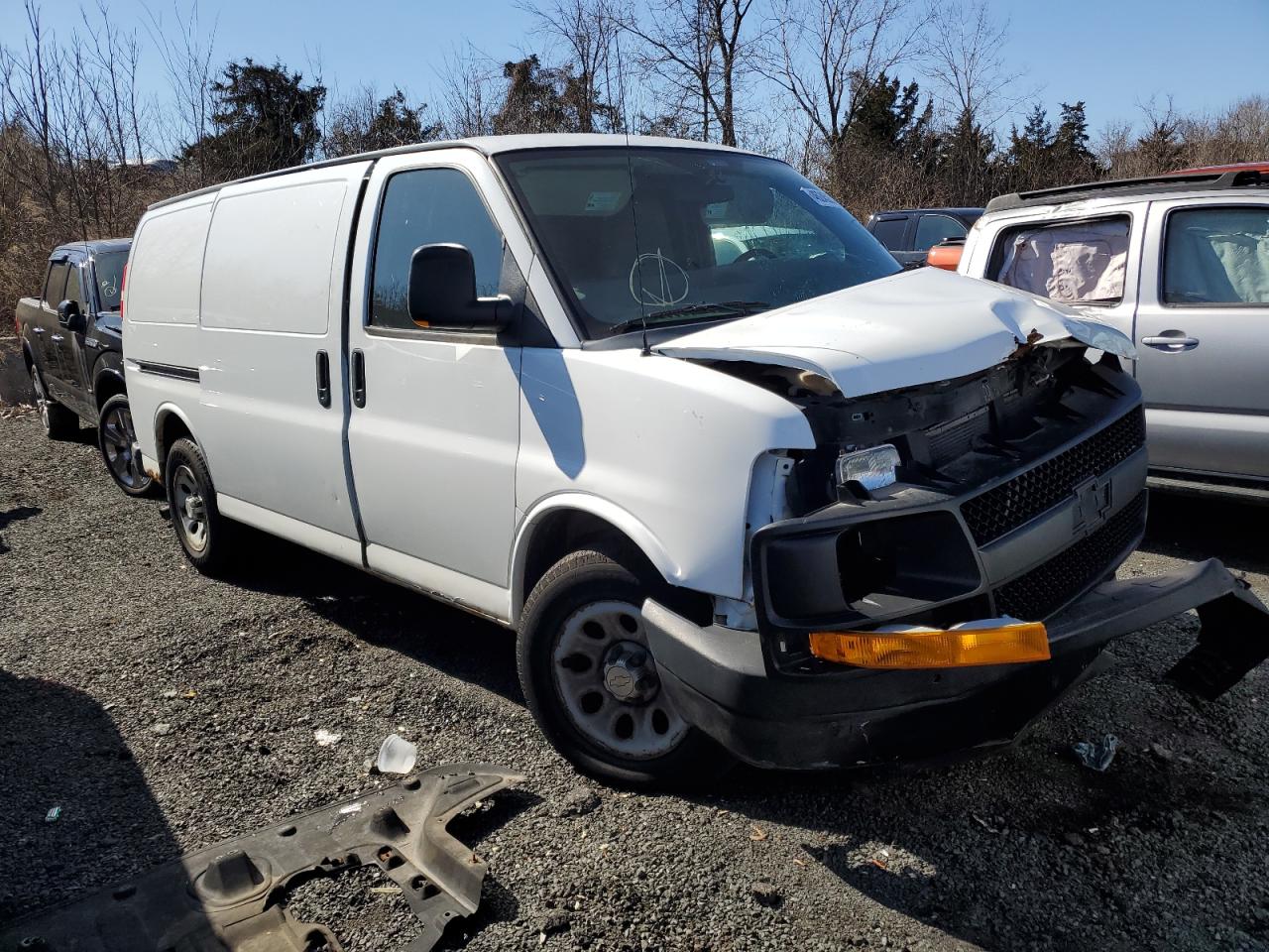 Photo 3 VIN: 1GCSHAF46C1161422 - CHEVROLET EXPRESS 