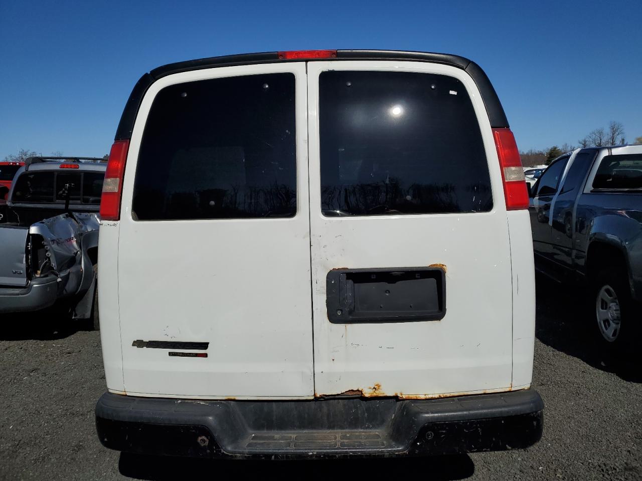 Photo 5 VIN: 1GCSHAF46C1161422 - CHEVROLET EXPRESS 