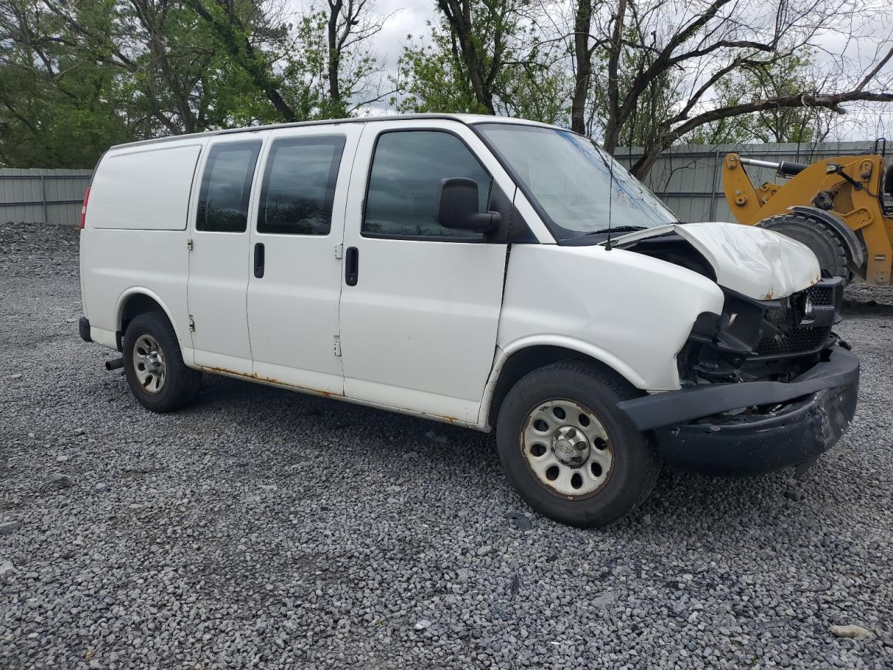 Photo 3 VIN: 1GCSHAF47D1125756 - CHEVROLET EXPRESS 