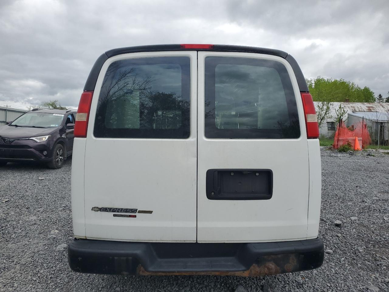 Photo 5 VIN: 1GCSHAF47D1125756 - CHEVROLET EXPRESS 