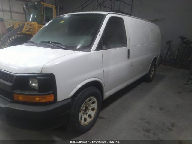 Photo 1 VIN: 1GCSHAF48D1172598 - CHEVROLET EXPRESS CARGO VAN 